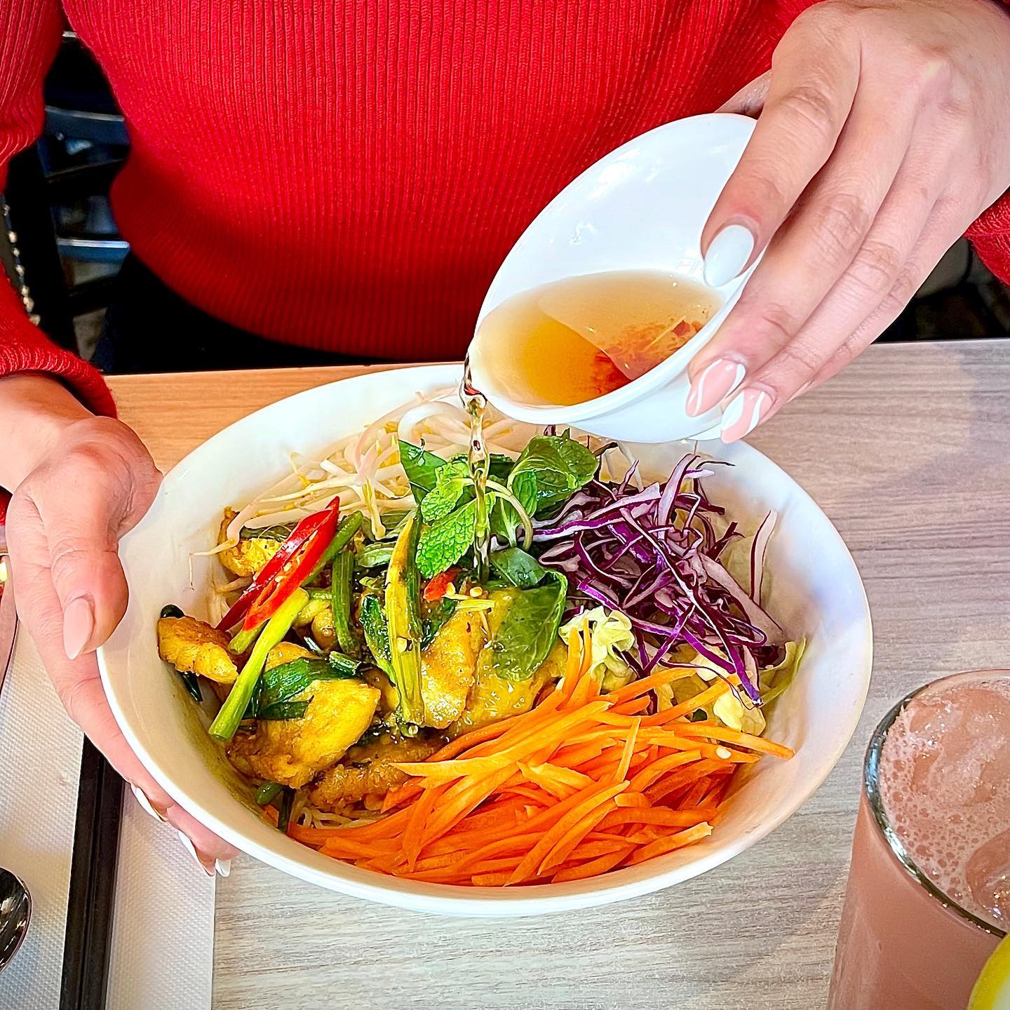 Which vermicelli bowl is your favourite? 😃
Have you tried our gluten free bun Cha Ca yet? NZ rockling fillet wok-tossed with turmeric some fresh dill and spring onions. A bowl full of colour and fresh ingredients. 😉

#glutenfree #healthyfood #freshingredients #vermicellibowl #vietnamesefood #vietnamesecuisine #vietnamesenoodles #brunswickrestaurant #sydneyrdbrunswick #melbournefoodie #melbournerestaurants